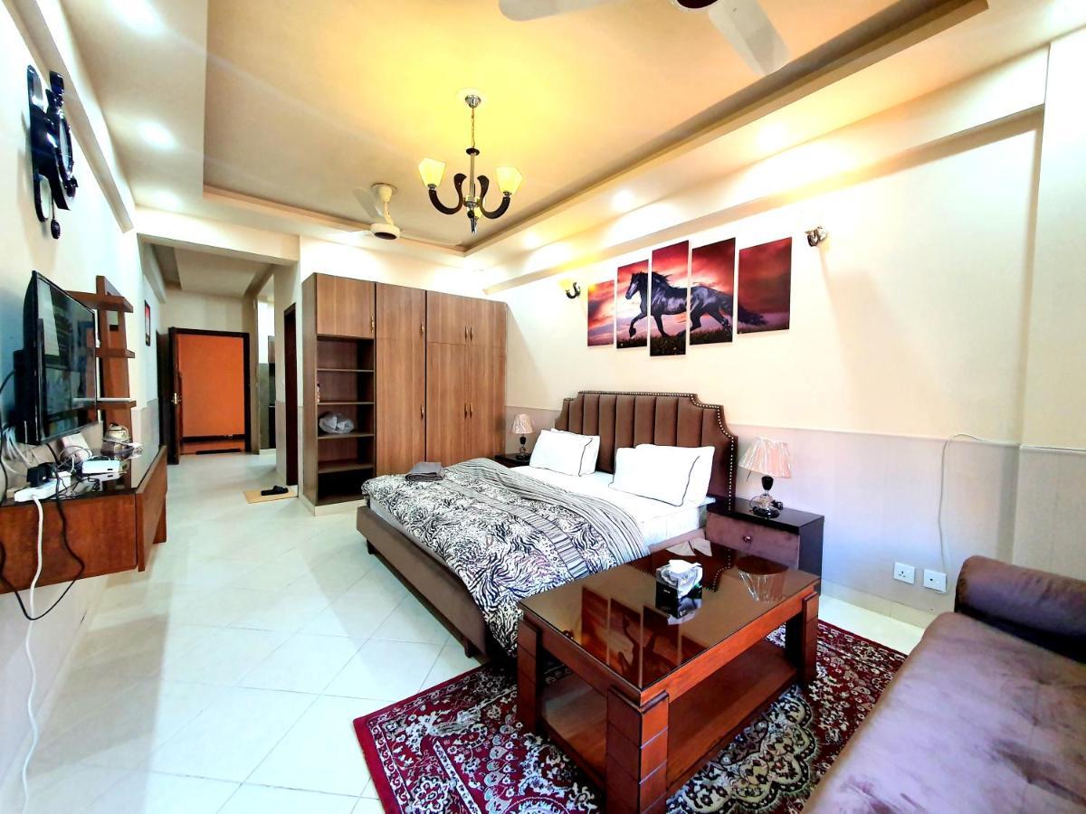 Luxurious Landing Apartments & Suites Bahria Town Ravalpindi Kültér fotó