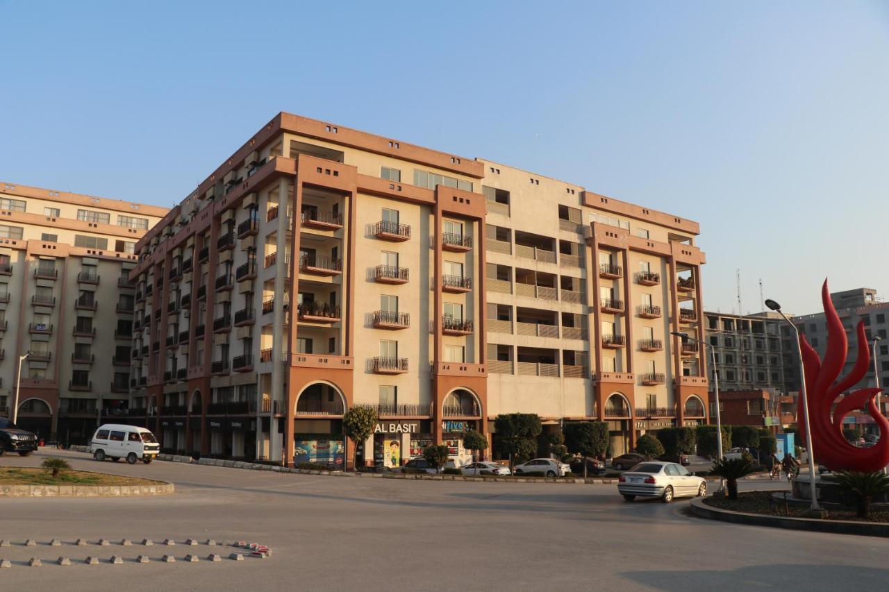 Luxurious Landing Apartments & Suites Bahria Town Ravalpindi Kültér fotó